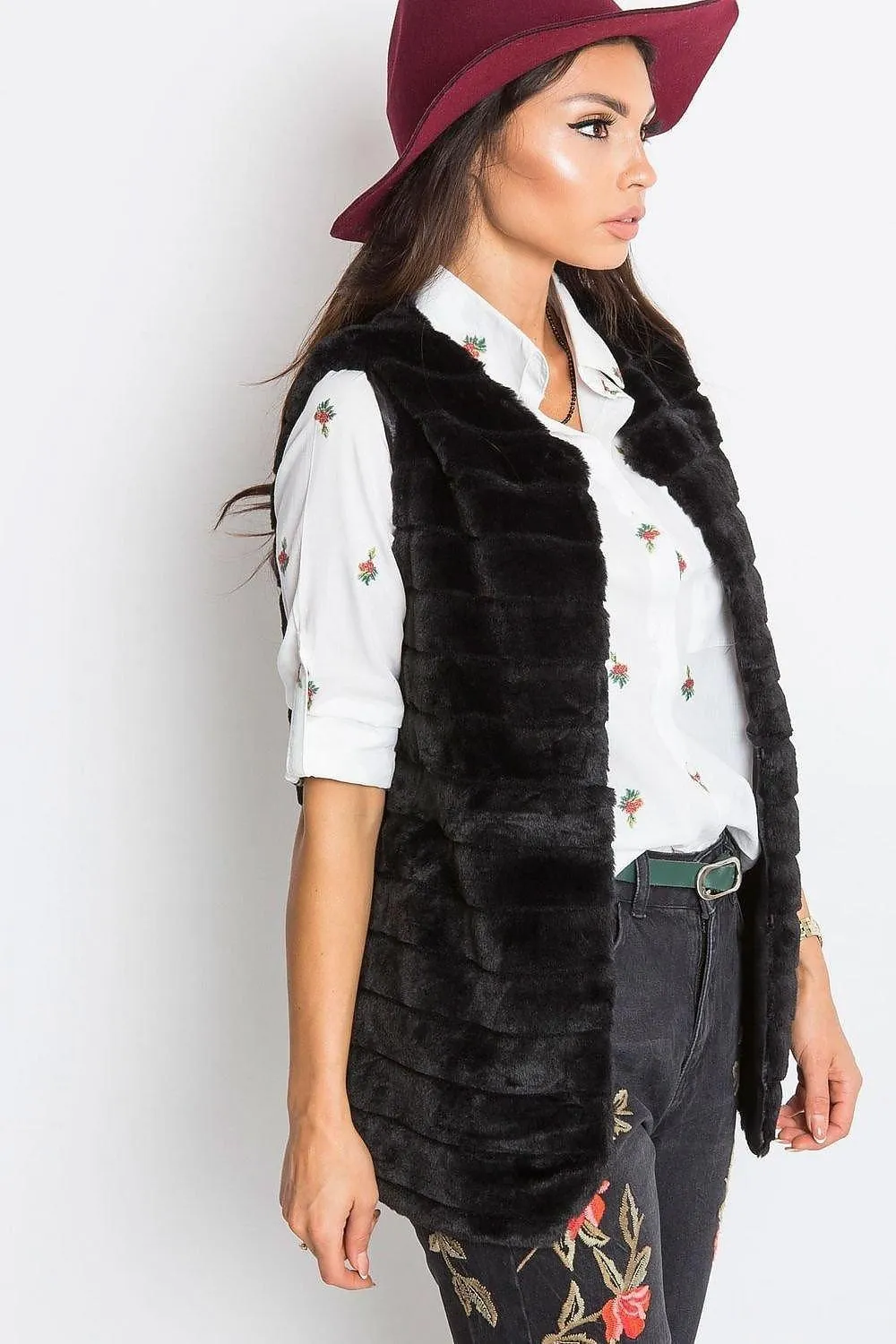 Chic Cream Faux Fur Vest with Elegant Hook Closure and Full Lining - Available in Multiple Sizes