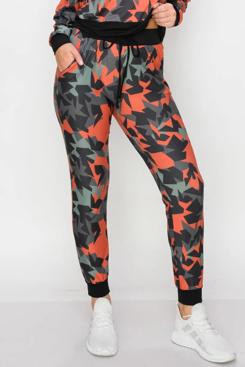 Complex Geo Print Print High-Rise Joggers