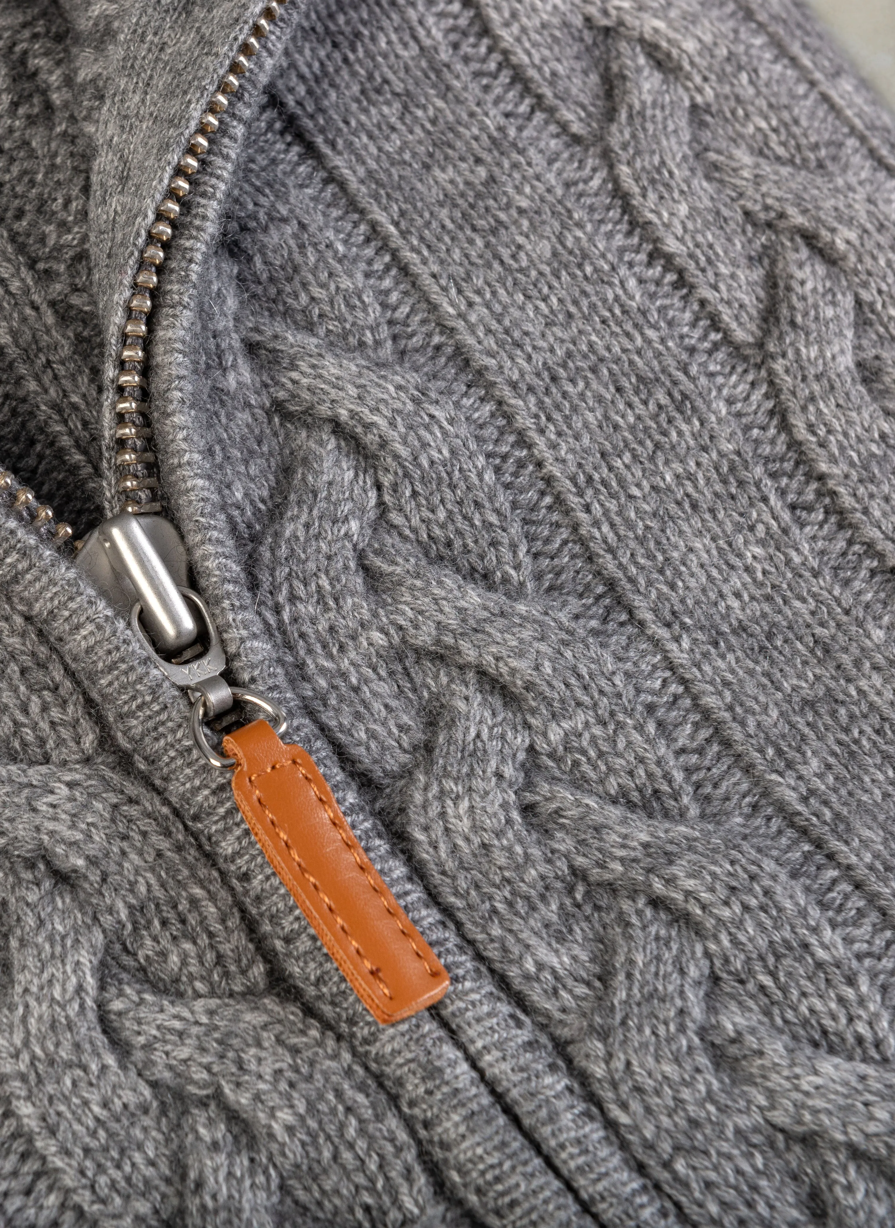 Men's Aspen Cable Full Zip Up Cashmere Sweater in Heather Grey