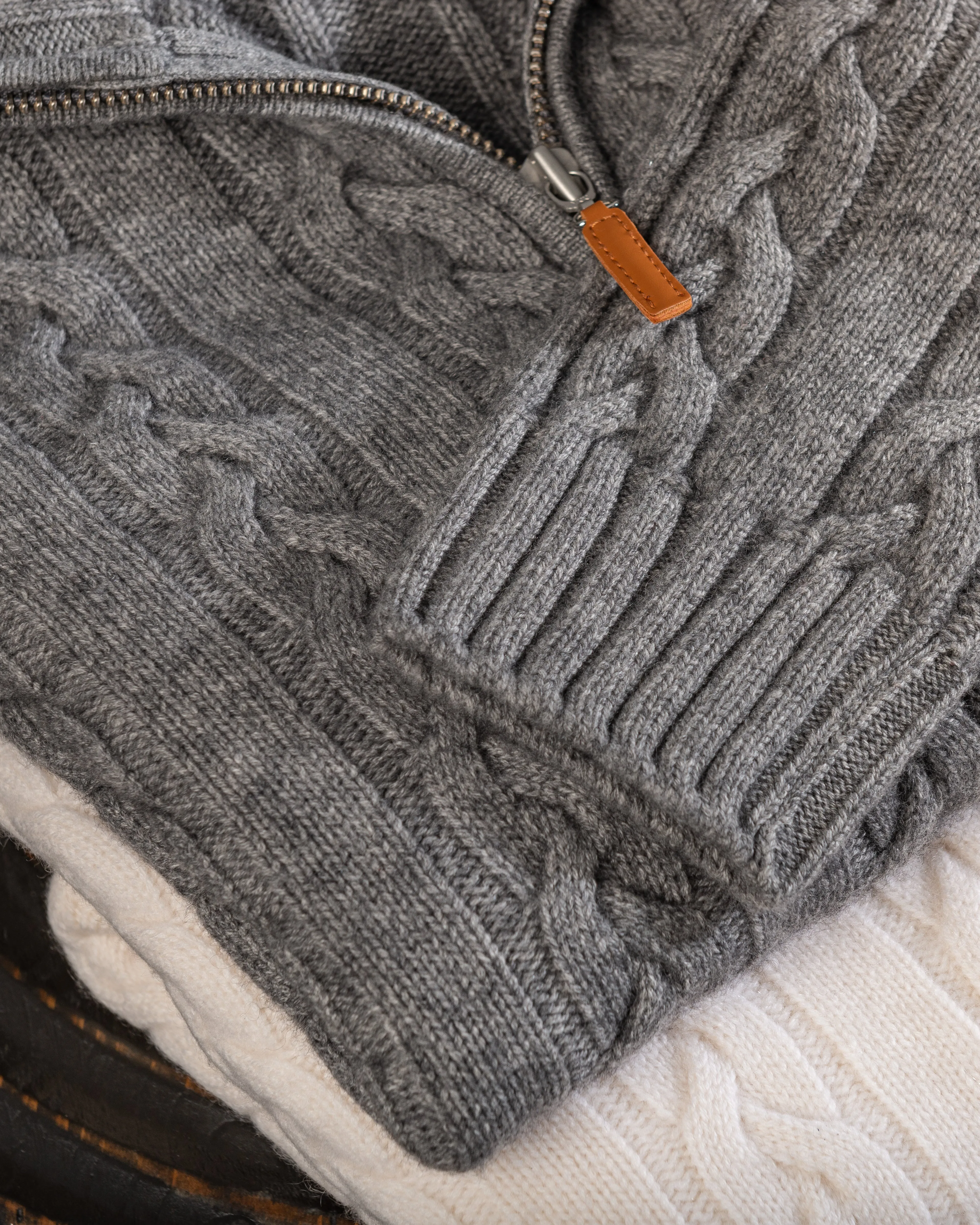 Men's Aspen Cable Full Zip Up Cashmere Sweater in Heather Grey