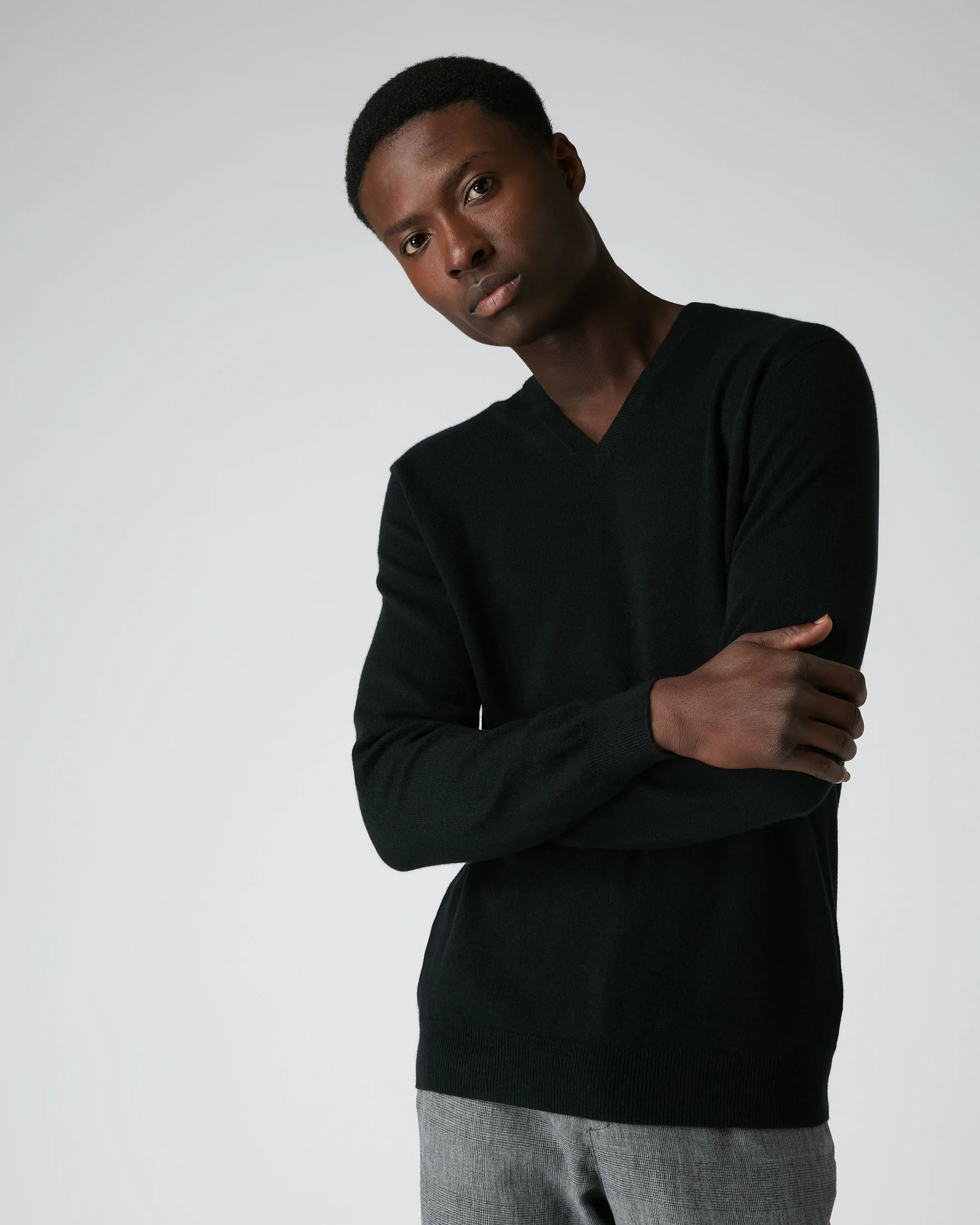 Men's Burlington V Neck Cashmere Jumper Black