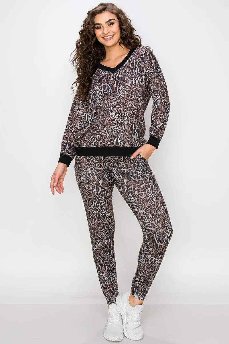 Striking Leopard Print High-Rise Joggers