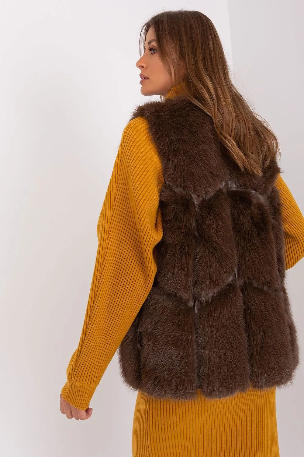 TEEK - Faux Fur Pocketed Gilet