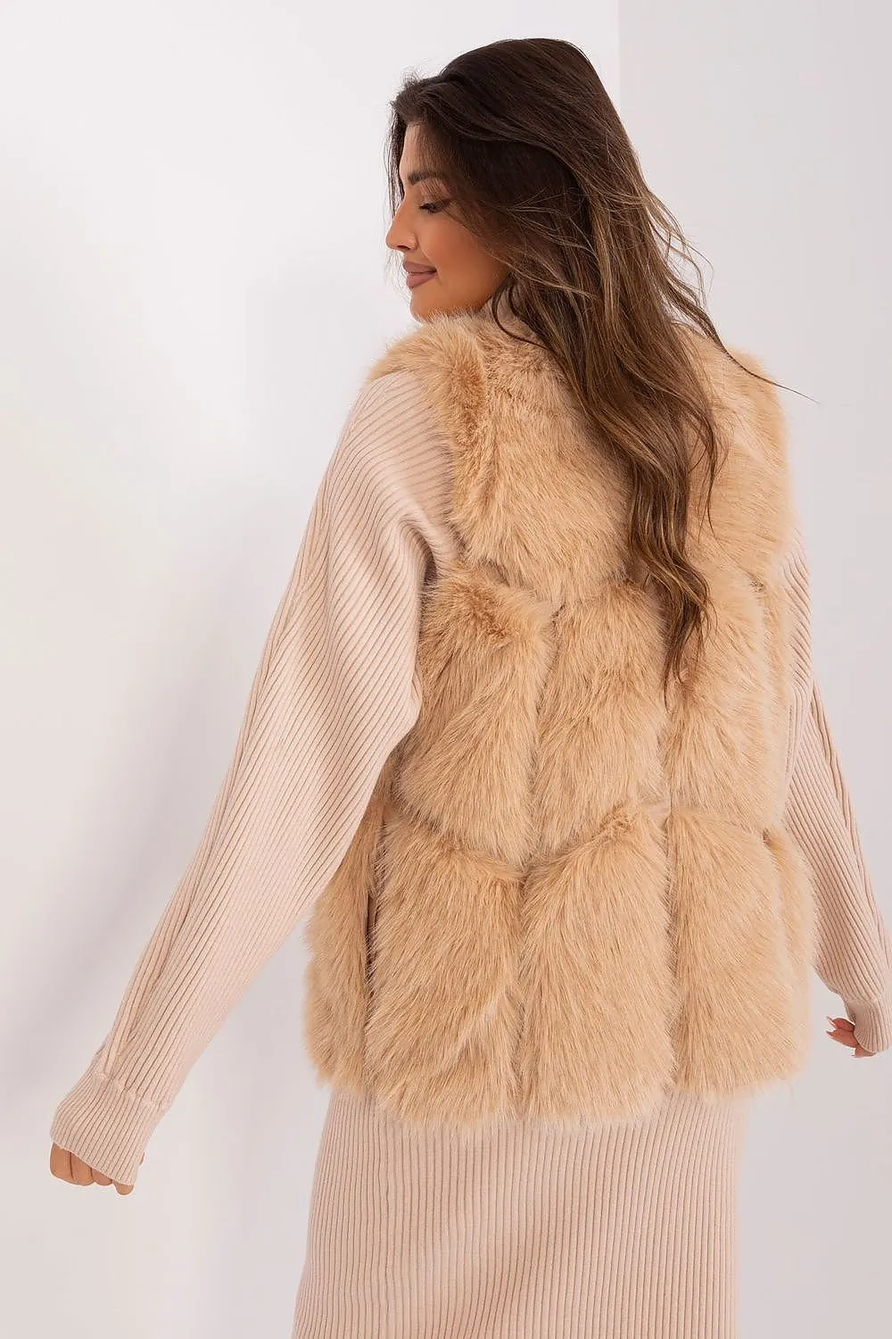 TEEK - Faux Fur Pocketed Gilet