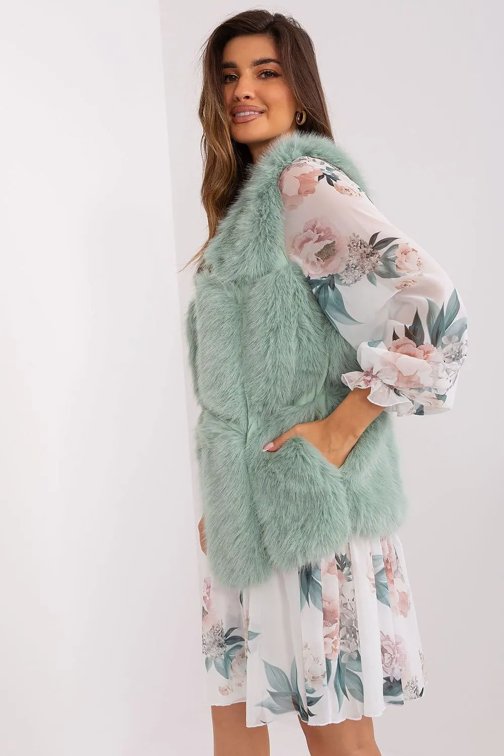 TEEK - Faux Fur Pocketed Gilet